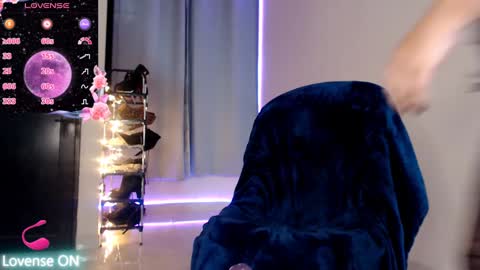 Violetta Morningstar online show from 01/28/25, 10:34