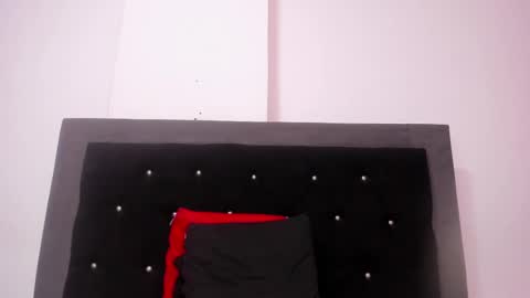 Snapshot of violetadumsper chatting on 02/05/25, 08:43 VioletaDums online show from 02/05/25, 08:43