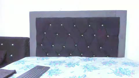 Snapshot of violetadumsper chatting on 02/09/25, 02:38 VioletaDums online show from 02/09/25, 02:38