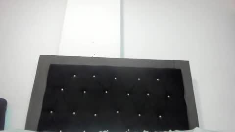 Snapshot of violetadumsper chatting on 02/19/25, 06:00 VioletaDums online show from 02/19/25, 06:00