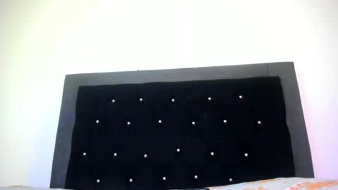 Snapshot of violetadumsper chatting on 10/21/25, 12:22 VioletaDums online show from 10/21/25, 12:22