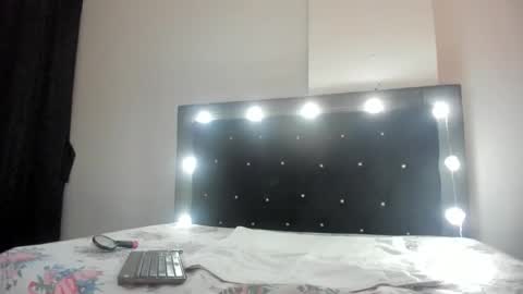 VioletaDums online show from 03/25/26, 03:56