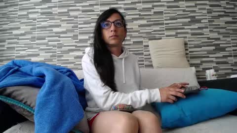 Violeta Gmez online show from 10/16/25, 12:28