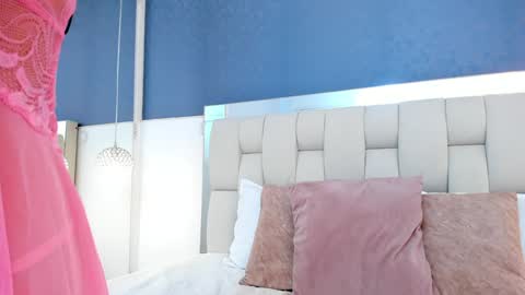 Violeta online show from 01/24/25, 08:11