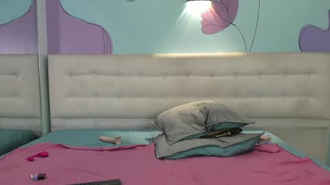 Violetahsuky online show from 12/08/24, 07:43