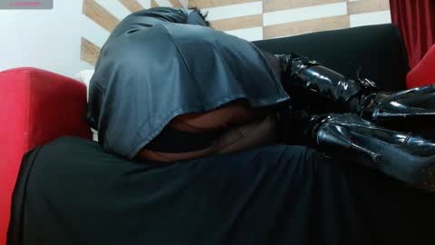 Snapshot of violetamorrison chatting on 03/06/25, 10:41 Violeta  morrison online show from 03/06/25, 10:41