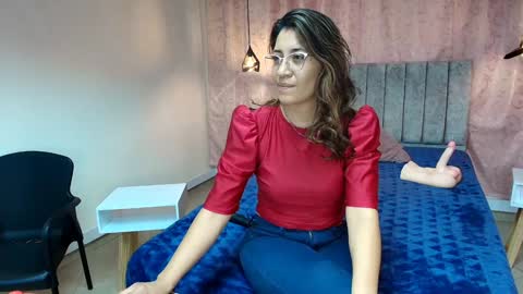 VIOLETA online show from 12/13/24, 12:39