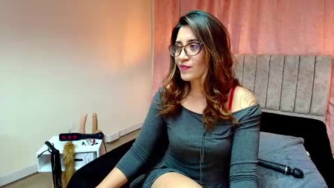 VIOLETA online show from 03/10/25, 08:45