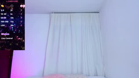 Snapshot of violetasotter chatting on 11/09/25, 10:35 Violeta online show from 11/09/25, 10:35