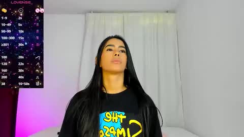 Snapshot of violetasotter chatting on 11/24/25, 12:16 Violeta online show from 11/24/25, 12:16