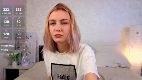 Mia online show from 10/29/25, 04:37