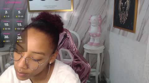 violeth_b online show from 01/10/25, 12:36