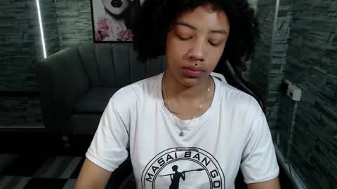 violeth_b online show from 09/09/25, 12:37