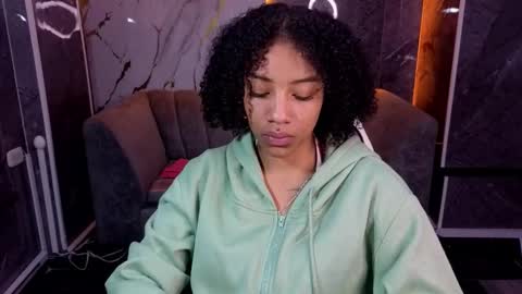 violeth_b online show from 01/17/26, 01:05