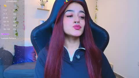 Snapshot of violeth_rosse_ chatting on 04/11/26, 02:05 violeth_rosse_ online show from 04/11/26, 02:05