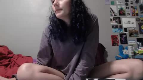 Violet Hooper online show from 09/24/25, 06:33