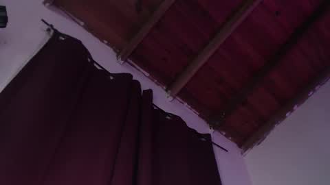 Snapshot of violethrammstein chatting on 09/25/25, 08:18 ViolethRammstein online show from 09/25/25, 08:18