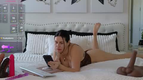 VioletBaby online show from 02/11/26, 07:19