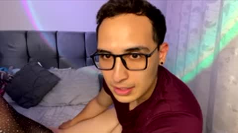 Snapshot of violetjack chatting on 03/27/26, 05:57 violetjack online show from 03/27/26, 05:57