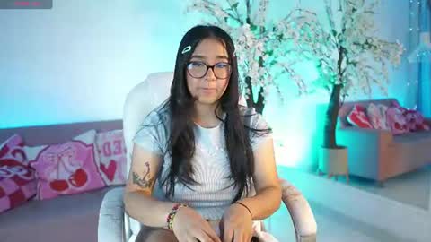 Snapshot of violetjonesx chatting on 07/04/26, 11:38 violetjonesx online show from 07/04/26, 11:38
