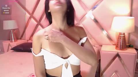 VioletLux online show from 10/04/25, 07:45