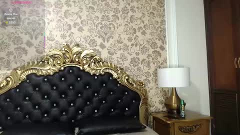 VioletLux online show from 11/09/25, 12:03