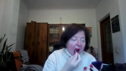 Snapshot of violetpulse chatting on 10/27/25, 11:58 violetpulse online show from 10/27/25, 11:58