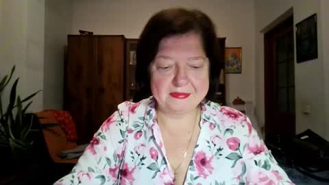 Snapshot of violetpulse chatting on 11/08/25, 04:18 violetpulse online show from 11/08/25, 04:18