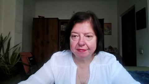 Snapshot of violetpulse chatting on 11/23/25, 10:59 violetpulse online show from 11/23/25, 10:59