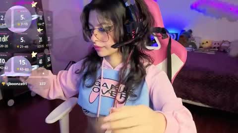   online show from 11/28/25, 07:16