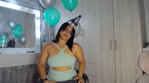 violetroussee online show from 02/18/26, 11:22