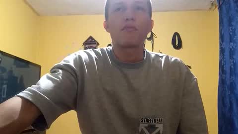 Snapshot of violetsexhot999 chatting on 10/27/25, 11:41 Violet777 online show from 10/27/25, 11:41