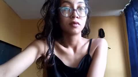 Snapshot of violetsexhot999 chatting on 10/31/25, 11:22 Violet777 online show from 10/31/25, 11:22