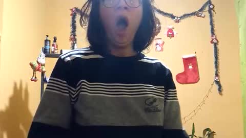 Snapshot of violetsexhot999 chatting on 11/26/25, 09:54 Violet777 online show from 11/26/25, 09:54