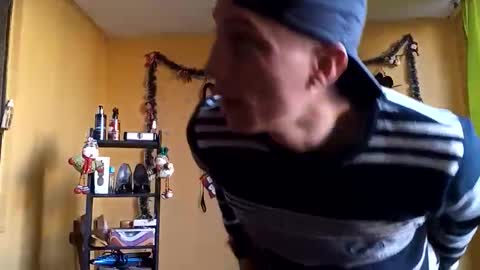 Snapshot of violetsexhot999 chatting on 11/27/25, 11:23 Violet777 online show from 11/27/25, 11:23