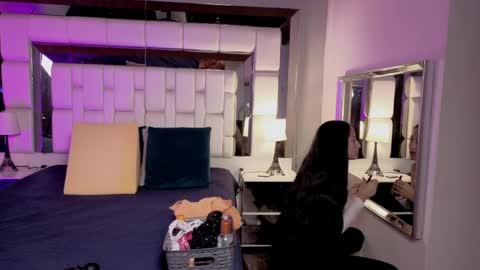 violetskinny online show from 05/18/26, 07:31