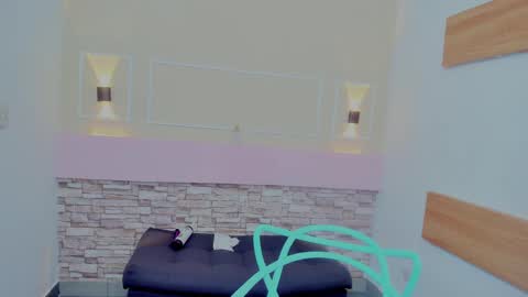 violetsmith online show from 02/04/25, 08:56