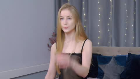 VioletSwone online show from 01/07/25, 05:22