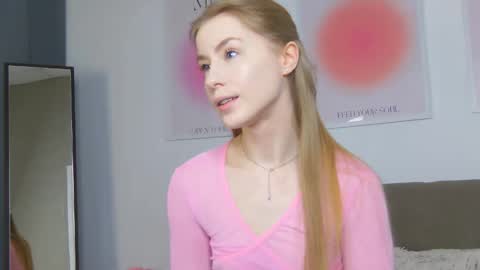 VioletSwone online show from 02/22/26, 05:08