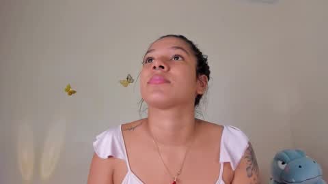 violett_24_ online show from 11/12/25, 12:11