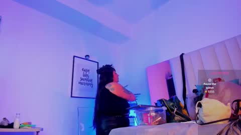 Violett  online show from 10/15/25, 11:54