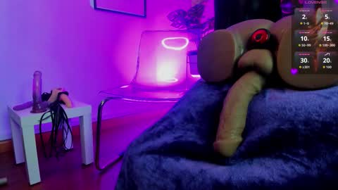 Violett  online show from 10/23/25, 12:15