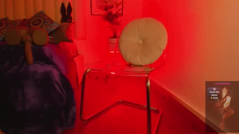 Violett  online show from 11/06/25, 12:06