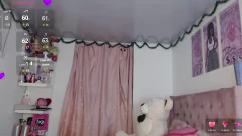 violett_brown9 online show from 06/06/26, 06:40
