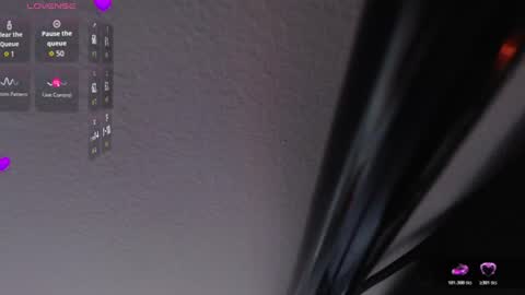 Snapshot of violett_brown9 chatting on 07/04/26, 07:25 violett_brown9 online show from 07/04/26, 07:25