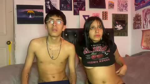 Snapshot of violett_dante chatting on 04/26/26, 10:02 violett_dante online show from 04/26/26, 10:02
