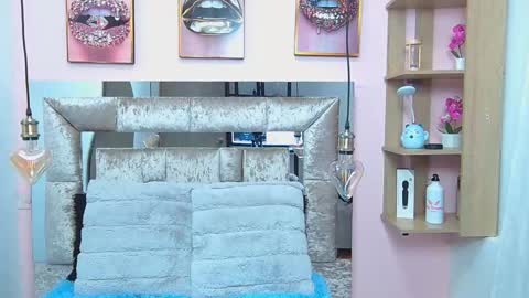 Violeta froz online show from 02/19/25, 04:33