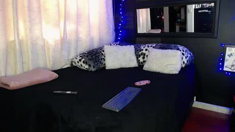 violetta_afrodita online show from 12/03/25, 02:48