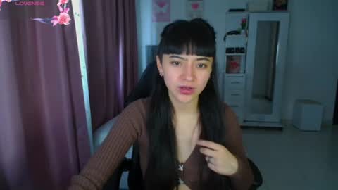Snapshot of violetta_black483 chatting on 07/13/26, 02:20 Violetta online show from 07/13/26, 02:20