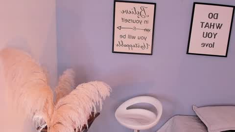 Snapshot of violetta_bold chatting on 01/26/25, 02:19 violetta_bold online show from 01/26/25, 02:19